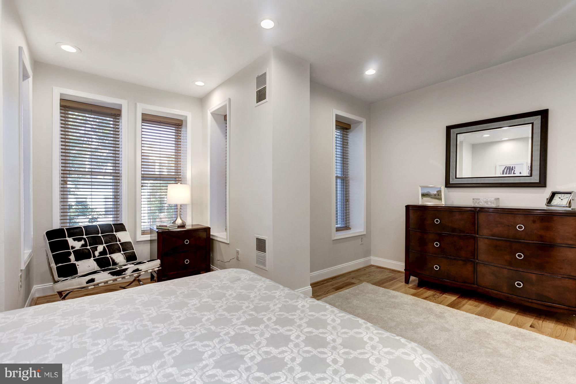 1314 Riggs Street Northwest Washington, DC 20009 - Photo 15 of 28 Bedroom (Master)