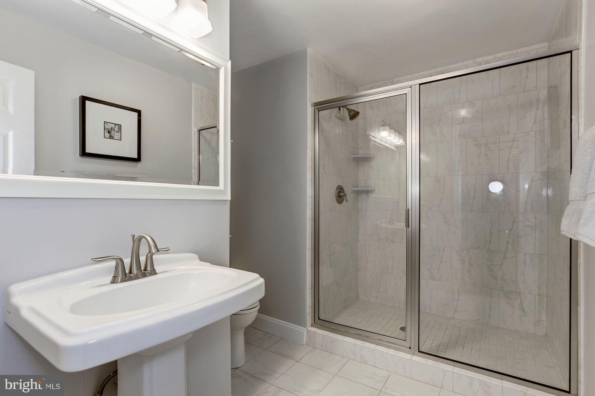 1314 Riggs Street Northwest Washington, DC 20009 - Photo 16 of 28 Bath (Master)