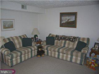 1016 Red Barn Road Warminster, PA 18974 - Photo 5 of 6 Gallery Image 5