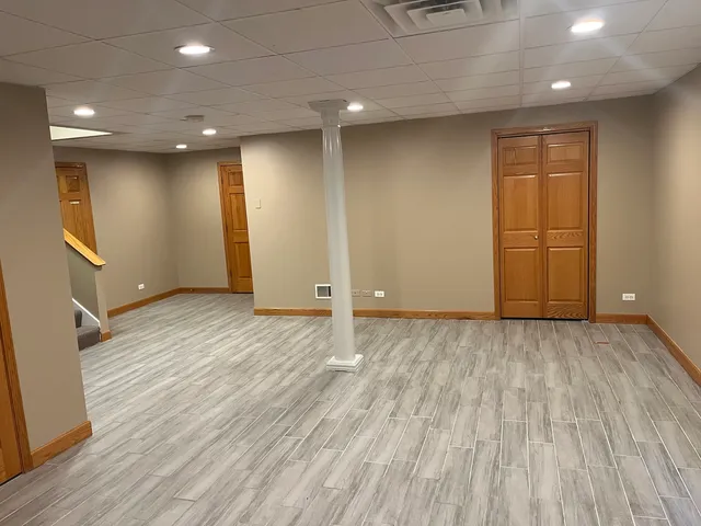 $3,700 | 934 Winnetka Terrace, Lake Zurich, IL 60047