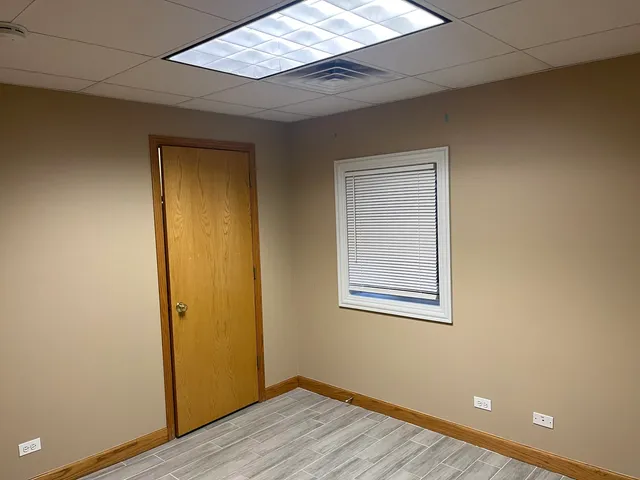 $3,700 | 934 Winnetka Terrace, Lake Zurich, IL 60047