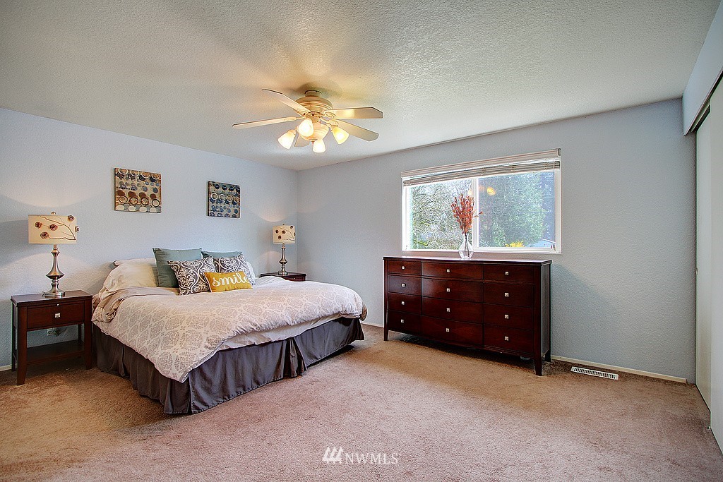 23406 Brier Road Brier, WA 98036 - Photo 13 of 18