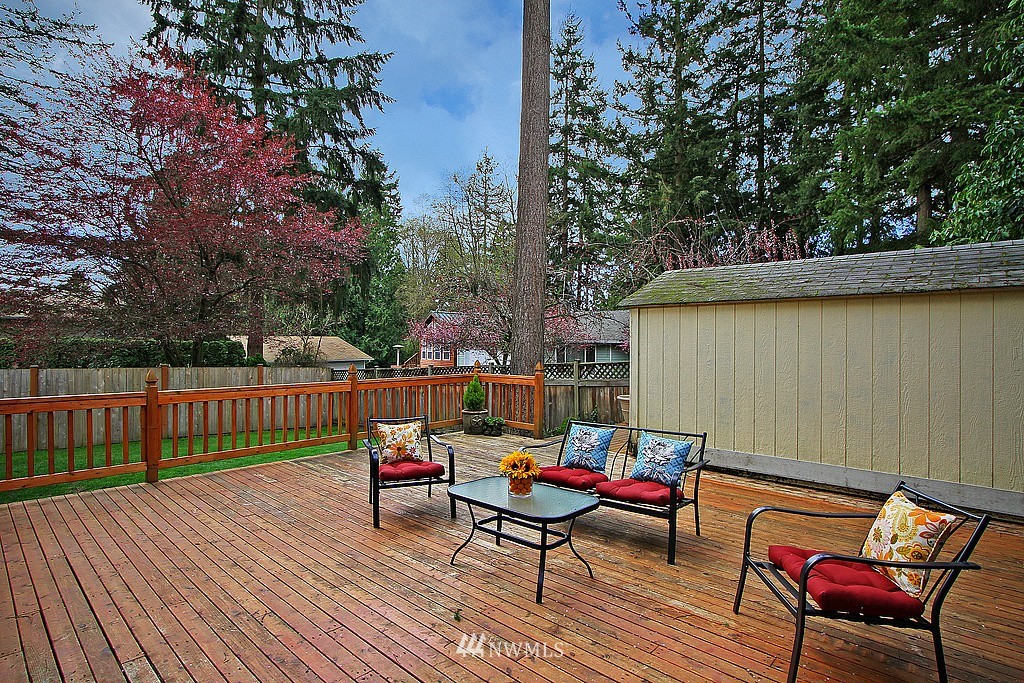 23406 Brier Road Brier, WA 98036 - Photo 17 of 18