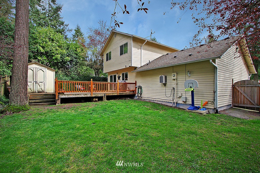 23406 Brier Road Brier, WA 98036 - Photo 18 of 18
