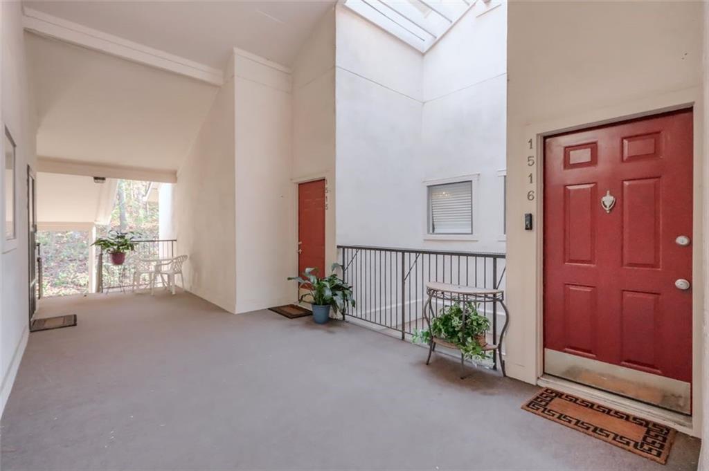 1514 Huntingdon Chase Sandy Springs, GA 30350 - Photo 1 of 1 Absolutely adorable breezeway. Light and airy.When showing this unit, please use all CDC-directed protocol for minimizing the possible spread of COVID-19.