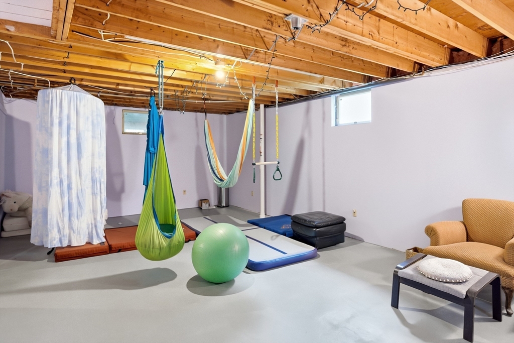 591 Kennedy Road Northampton, MA 01053 - Photo 33 of 42