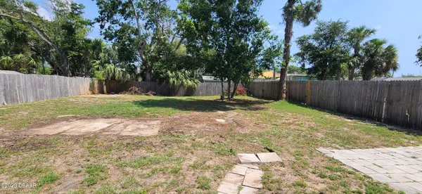 $1,800 | 315 Golf Boulevard, Daytona Beach, FL 32118