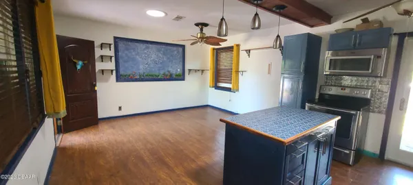 $1,800 | 315 Golf Boulevard, Daytona Beach, FL 32118