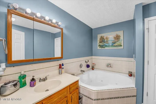 $400,000 | 3333 Oma Lee Drive, Sevierville, TN 37876