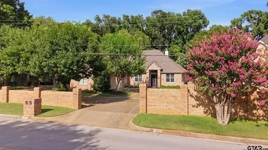 $457,500 | 3204 Old Bullard Road, Tyler, TX 75701