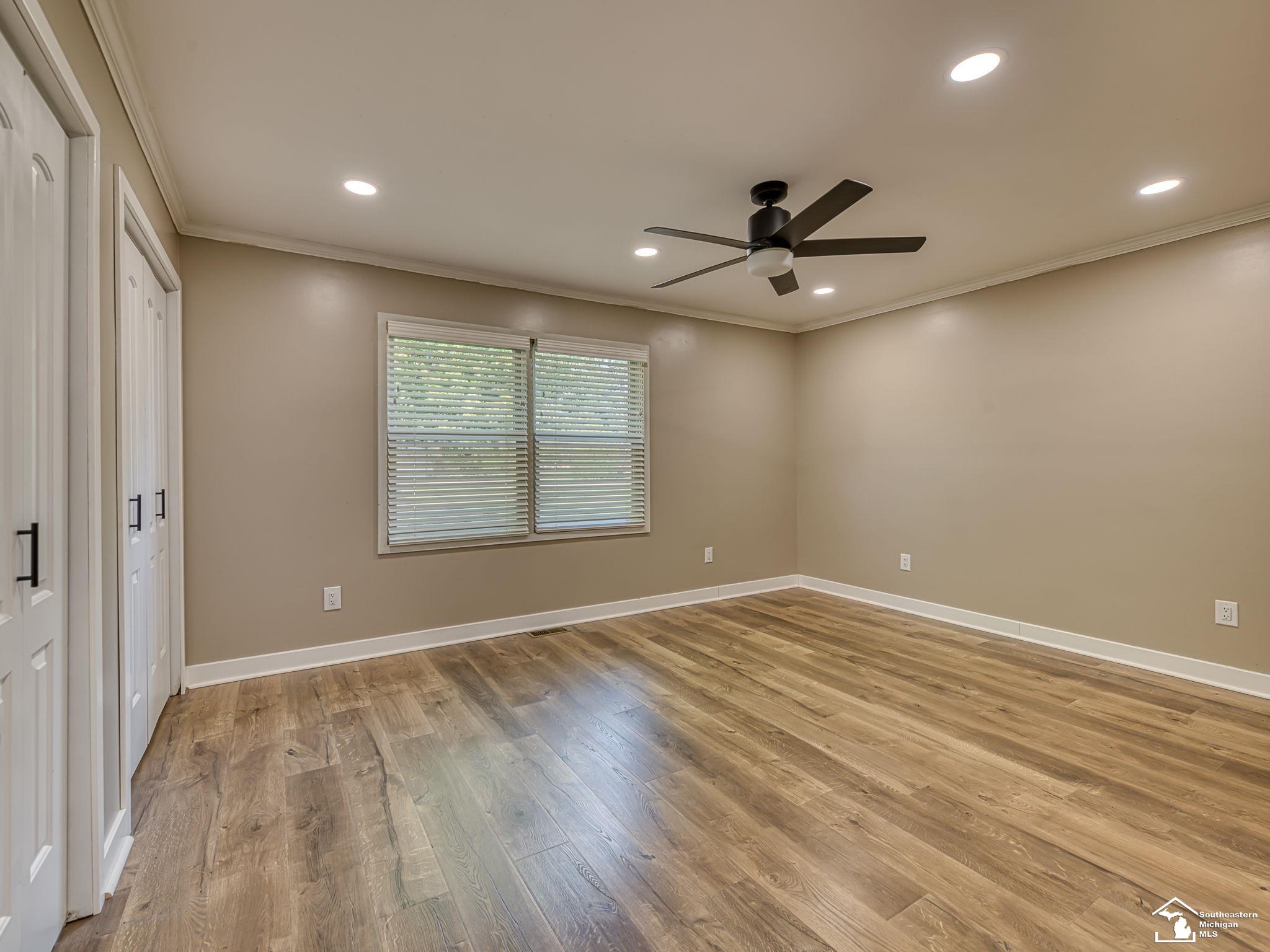 2621 Blue Bush Road Monroe, MI 48162 - Photo 16 of 37 50219327-66e5a72f-1a3d-4251-9960-59d0d3f6a719.JPG