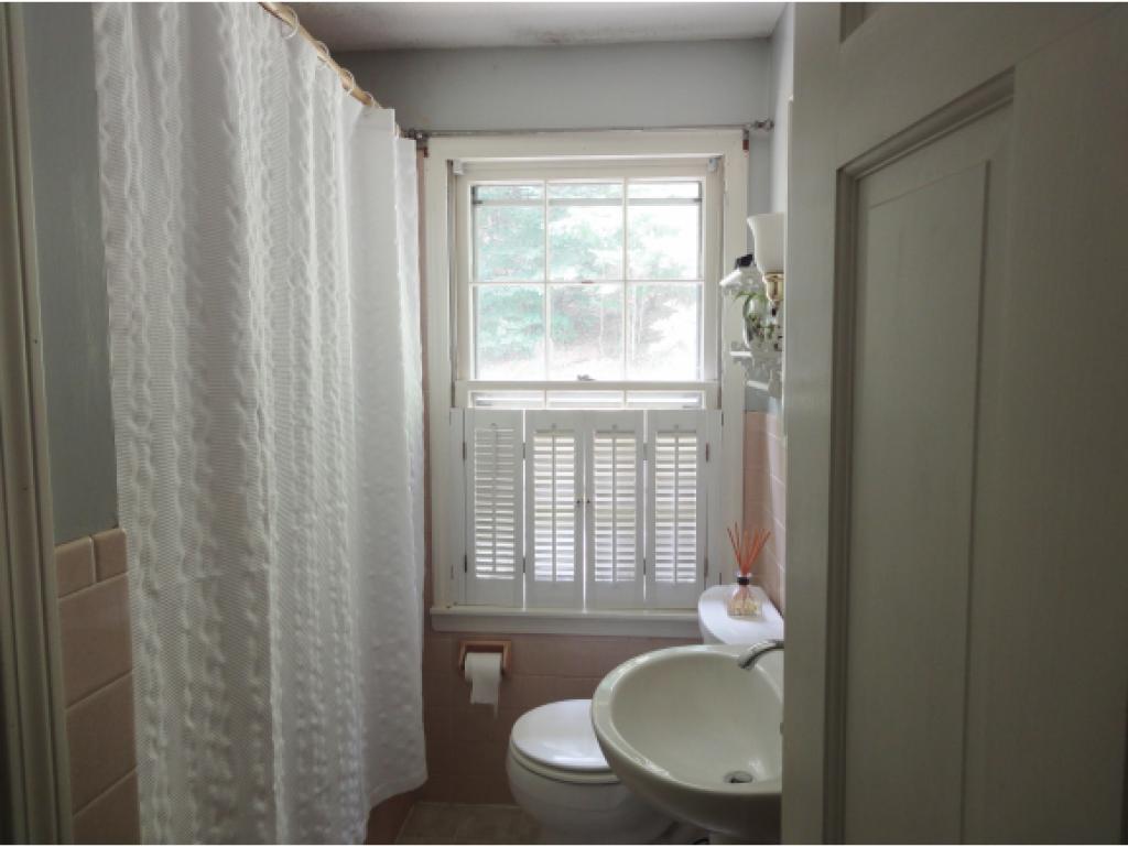 282 Meadow Road New Boston, NH 03070 - Photo 16 of 27