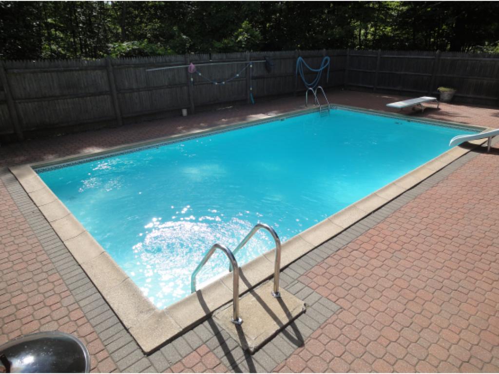 282 Meadow Road New Boston, NH 03070 - Photo 19 of 27