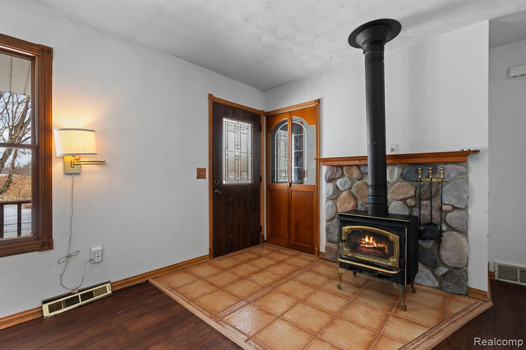 468 North Truhn Road Fowlerville, MI 48836 - Photo 4 of 31 Gallery Image 4