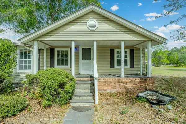 $249,000 | 584 Knox Street, Nahunta, GA 31553