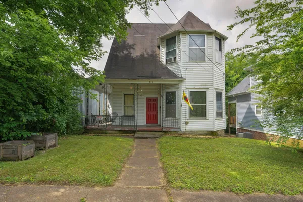 $365,000 | 812 East 10th Street, Chattanooga, TN 37403