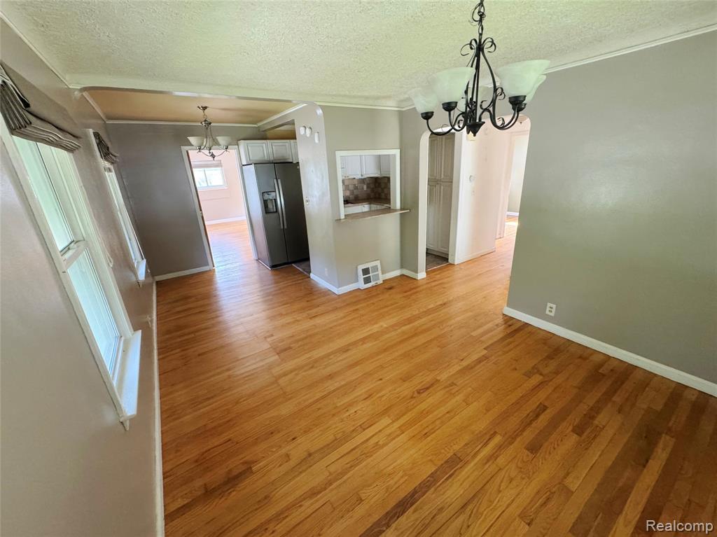 627 Wesbrook Street Pontiac, MI 48340 - Photo 6 of 22