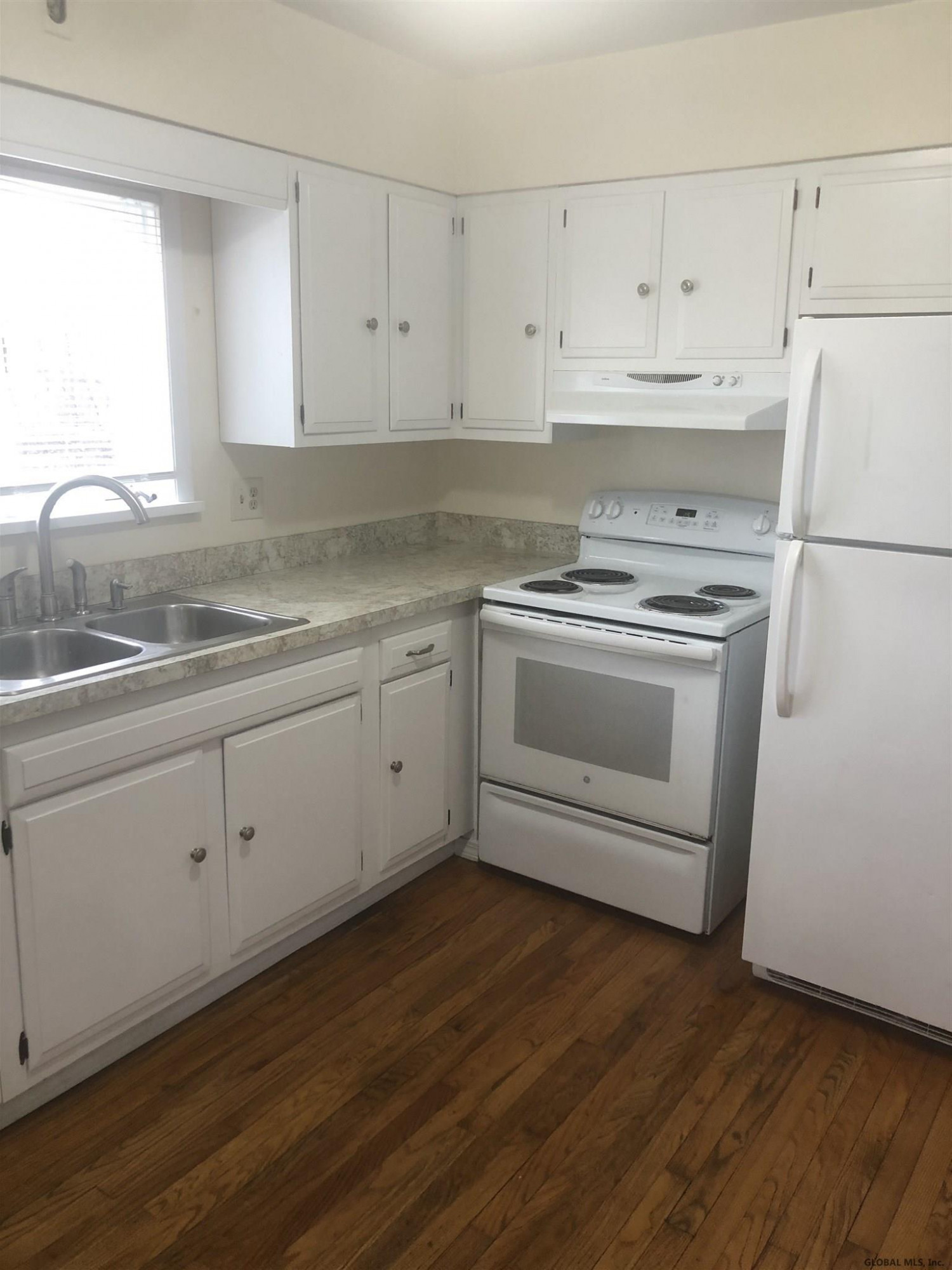 3145 East Old State Road Schenectady, NY 12303 - Photo 5 of 12 Photo 5