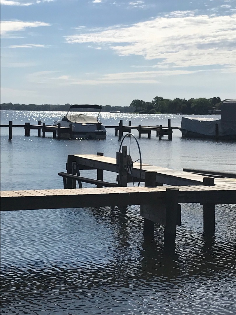 77 Mineola Road, Unit 77 Fox Lake, IL 60020 - Photo 23 of 24 a view of a lake