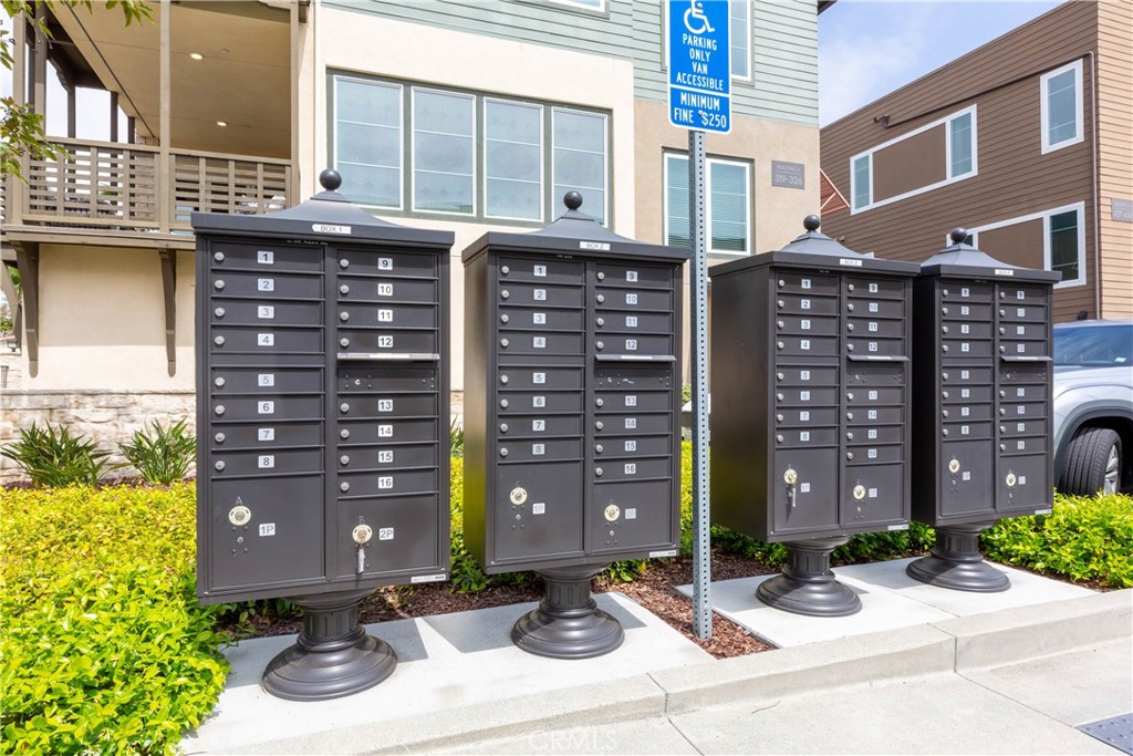 325 Doheny Way Dana Point, CA 92629 - Photo 13 of 17