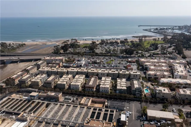 $6,000 | 325 Doheny Way, Dana Point, CA 92629