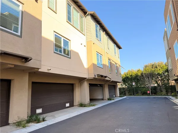 $5,650 | 325 Doheny Way, Dana Point, CA 92629