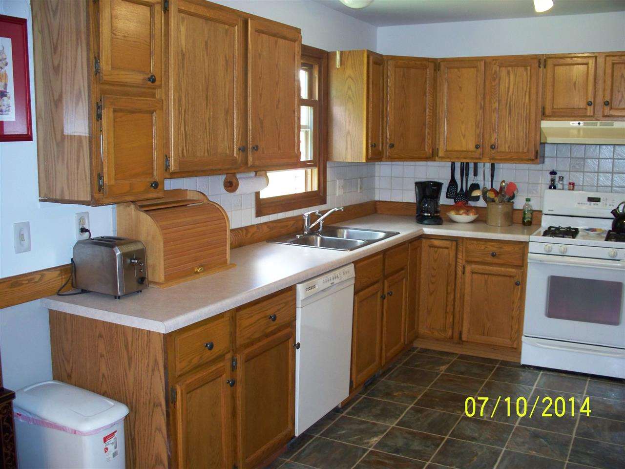 8876 East Bahle Road Suttons Bay, MI 49682 - Photo 12 of 53 1787700-11.JPG