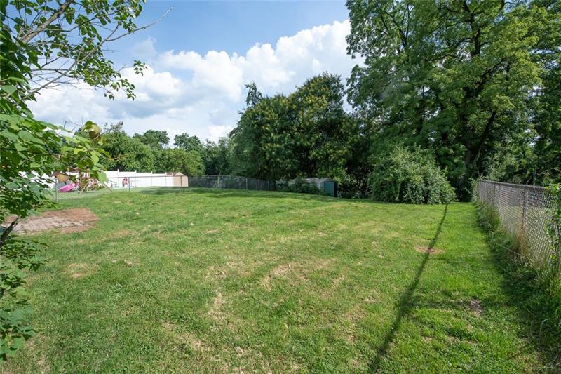 1236 Brinton Road Pittsburgh, PA 15221 - Photo 16 of 20 Gallery Image 16