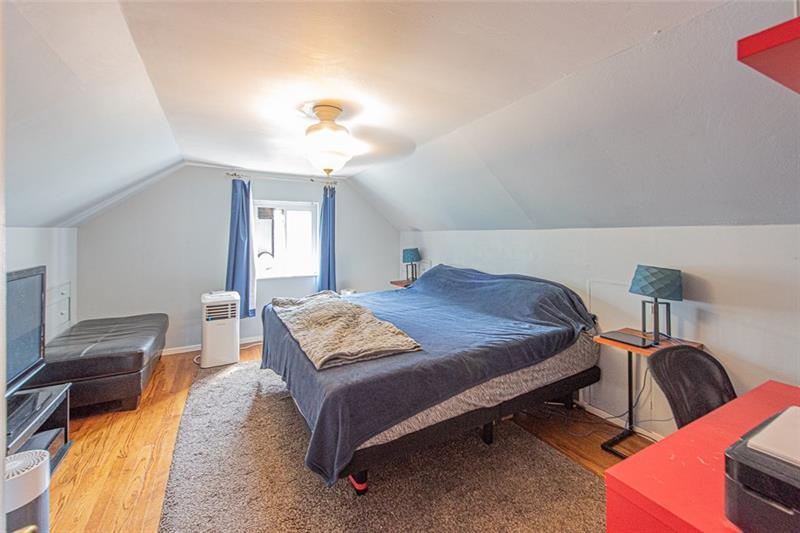 1236 Brinton Road Pittsburgh, PA 15221 - Photo 19 of 20 Gallery Image 19