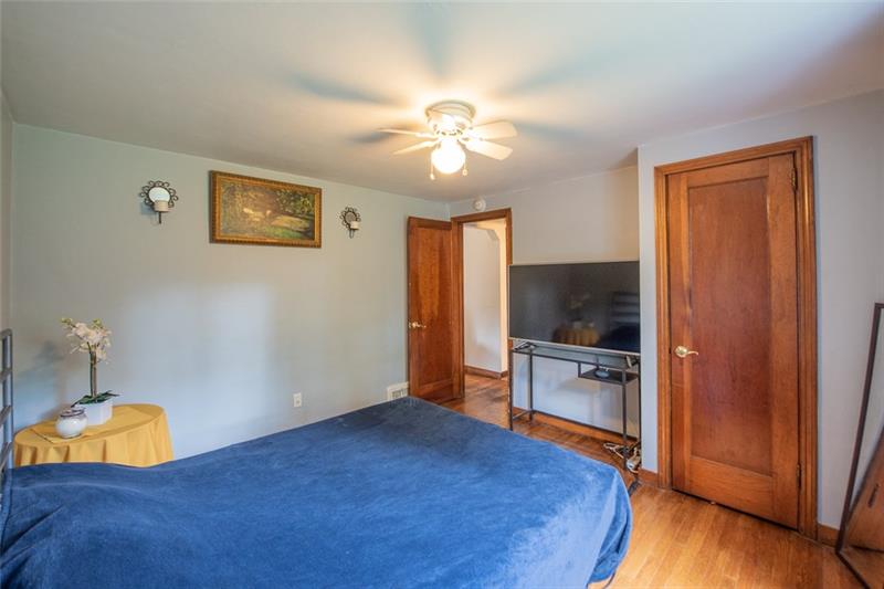 1236 Brinton Road Pittsburgh, PA 15221 - Photo 10 of 20 Gallery Image 10