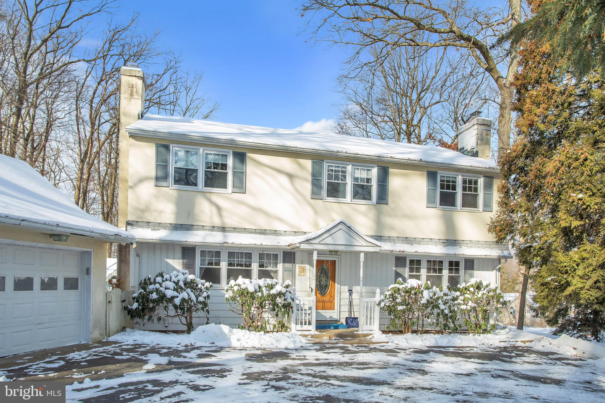 668 Upper Weadley Road Wayne, PA 19087 - Photo 2 of 30