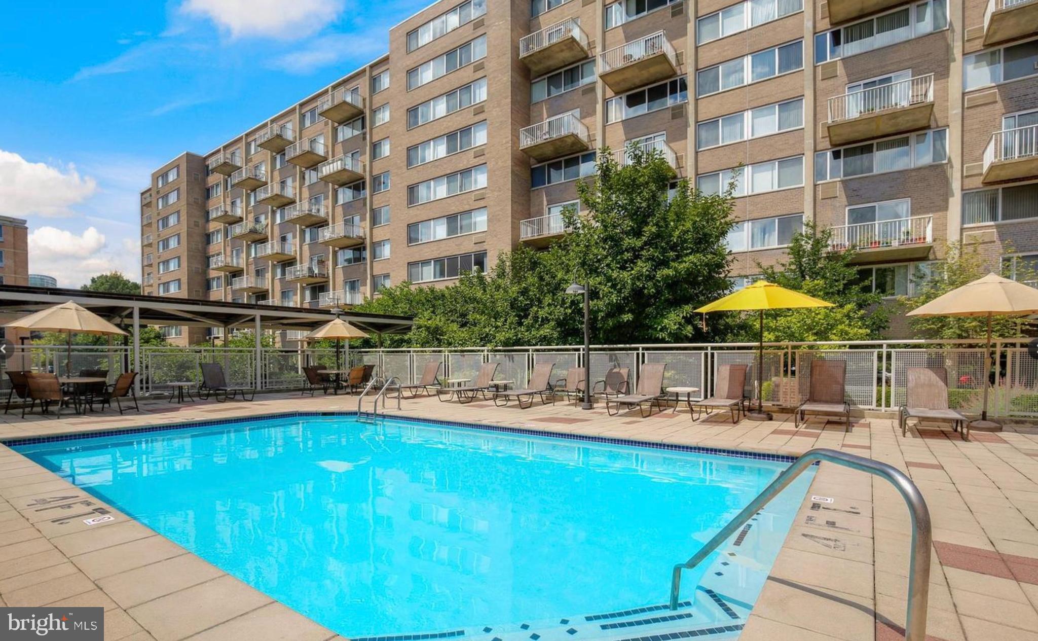 800 4th Street Southwest, Unit S525 Washington, DC 20024 - Photo 26 of 28