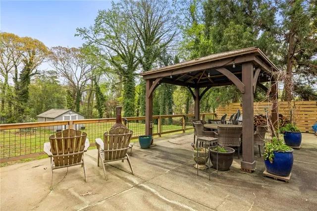 $2,900 | 2341 Elmwood Circle Southeast, Atlanta, GA 30339