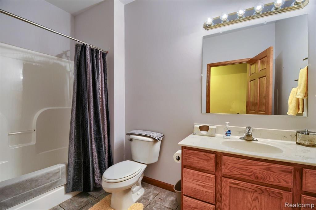 10237 South Reese Road Millington, MI 48746 - Photo 11 of 42