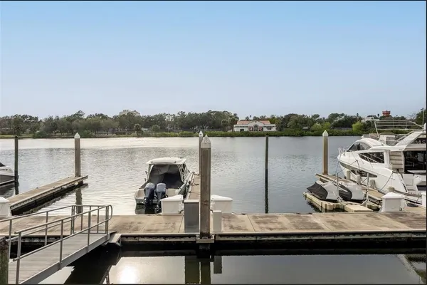 $770 | 60 Mariner Way, Unit 60, Tampa, FL 33602