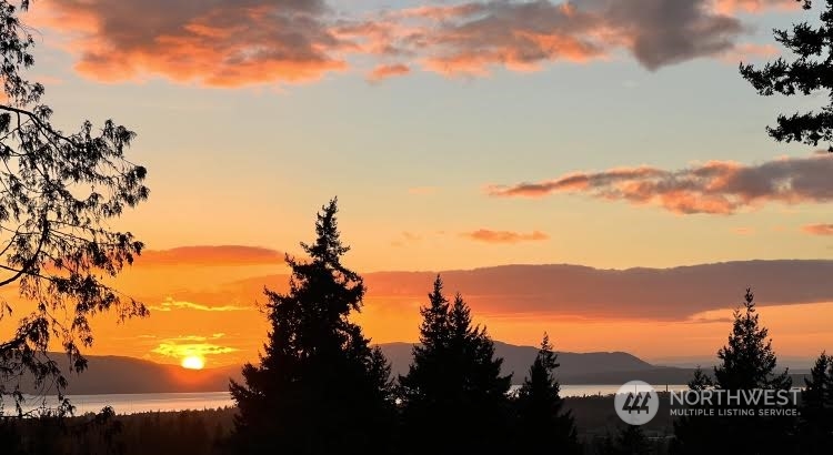 4127 Malachite Road Bellingham, WA 98226 - Photo 1 of 32 Gallery Image 1
