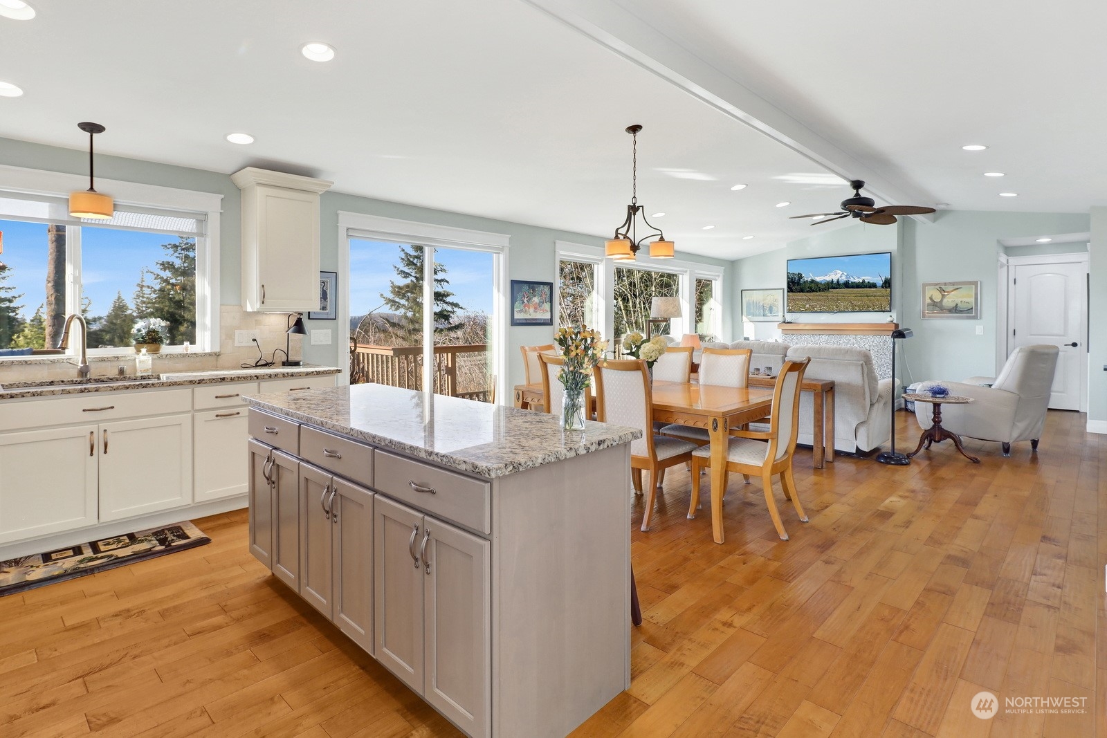 4127 Malachite Road Bellingham, WA 98226 - Photo 18 of 32 Gallery Image 18