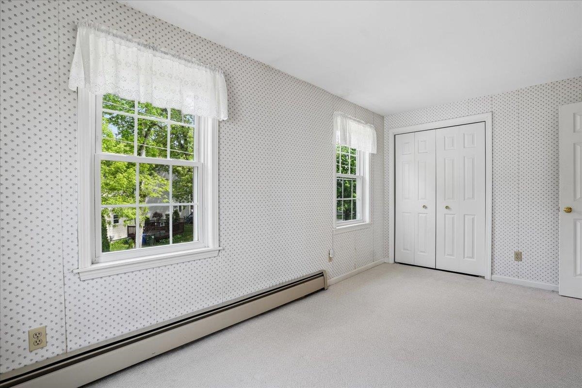 68 Emerald Street Manchester, NH 03103 - Photo 29 of 54