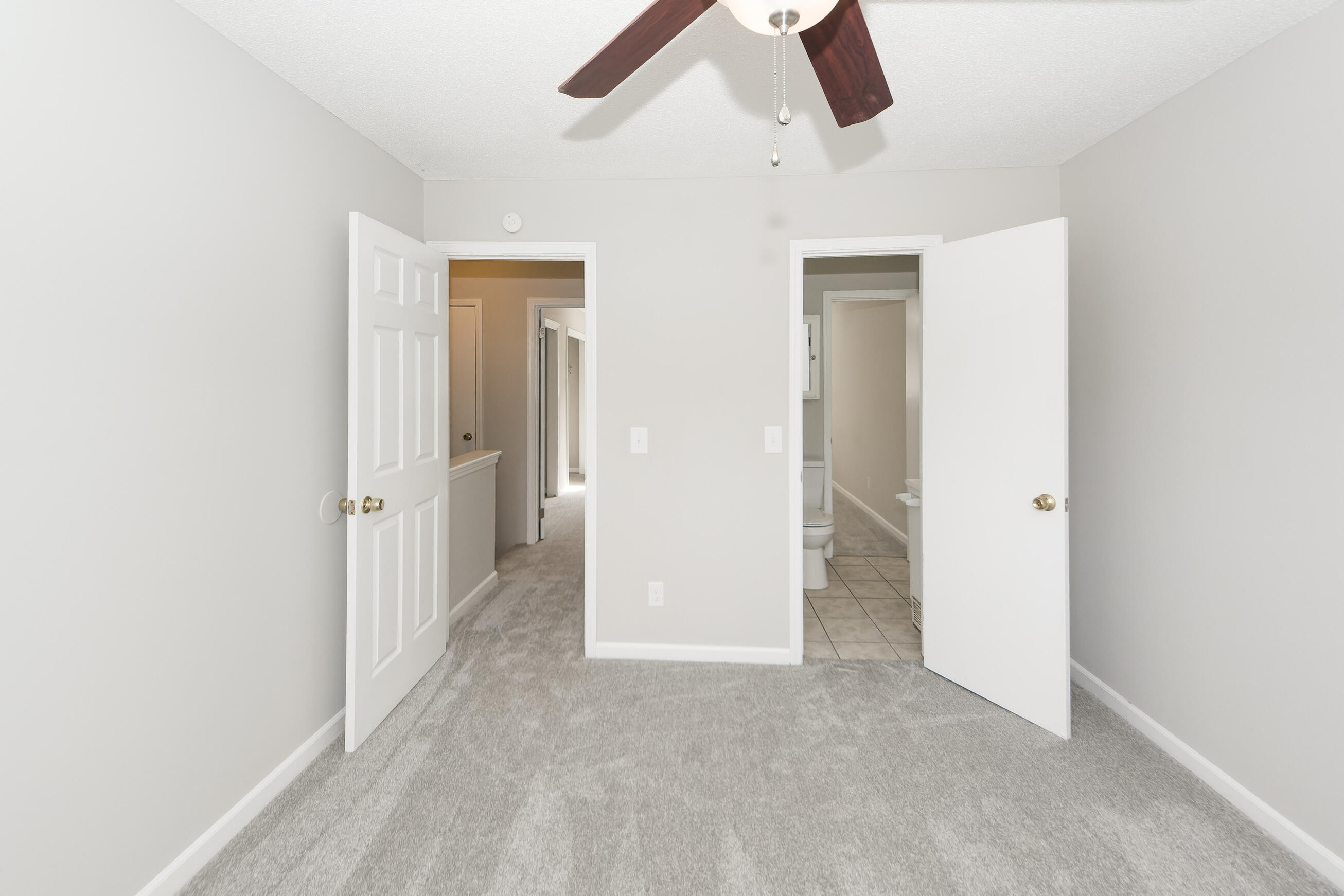1305 Mathis Ferry Road Mount Pleasant, SC 29464 - Photo 19 of 22 25