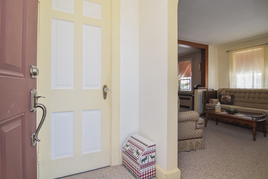 3 Herrick Road North Andover, MA 01845 - Photo 4 of 42 Gallery Image 4