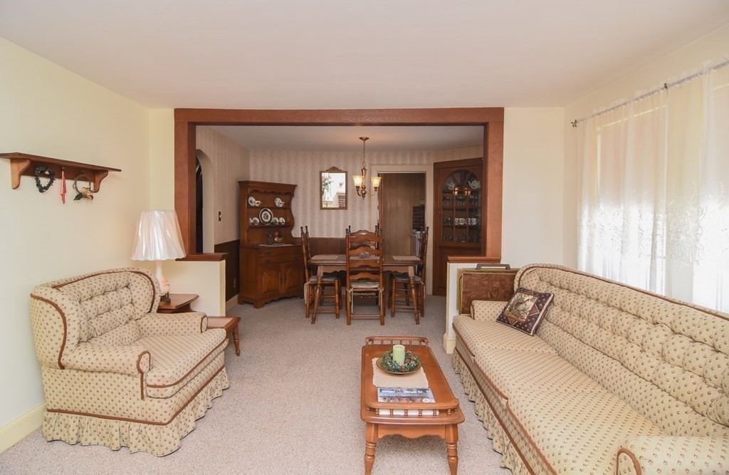 3 Herrick Road North Andover, MA 01845 - Photo 6 of 42 Gallery Image 6