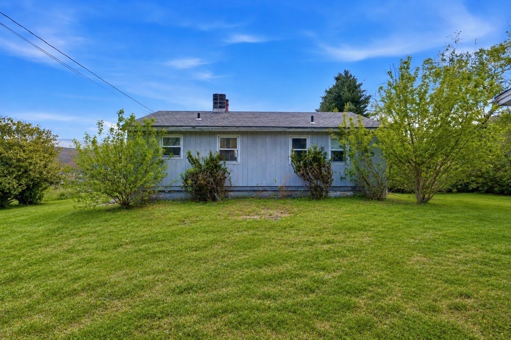 97 Luce Road Williamstown, MA 01267 - Photo 4 of 24
