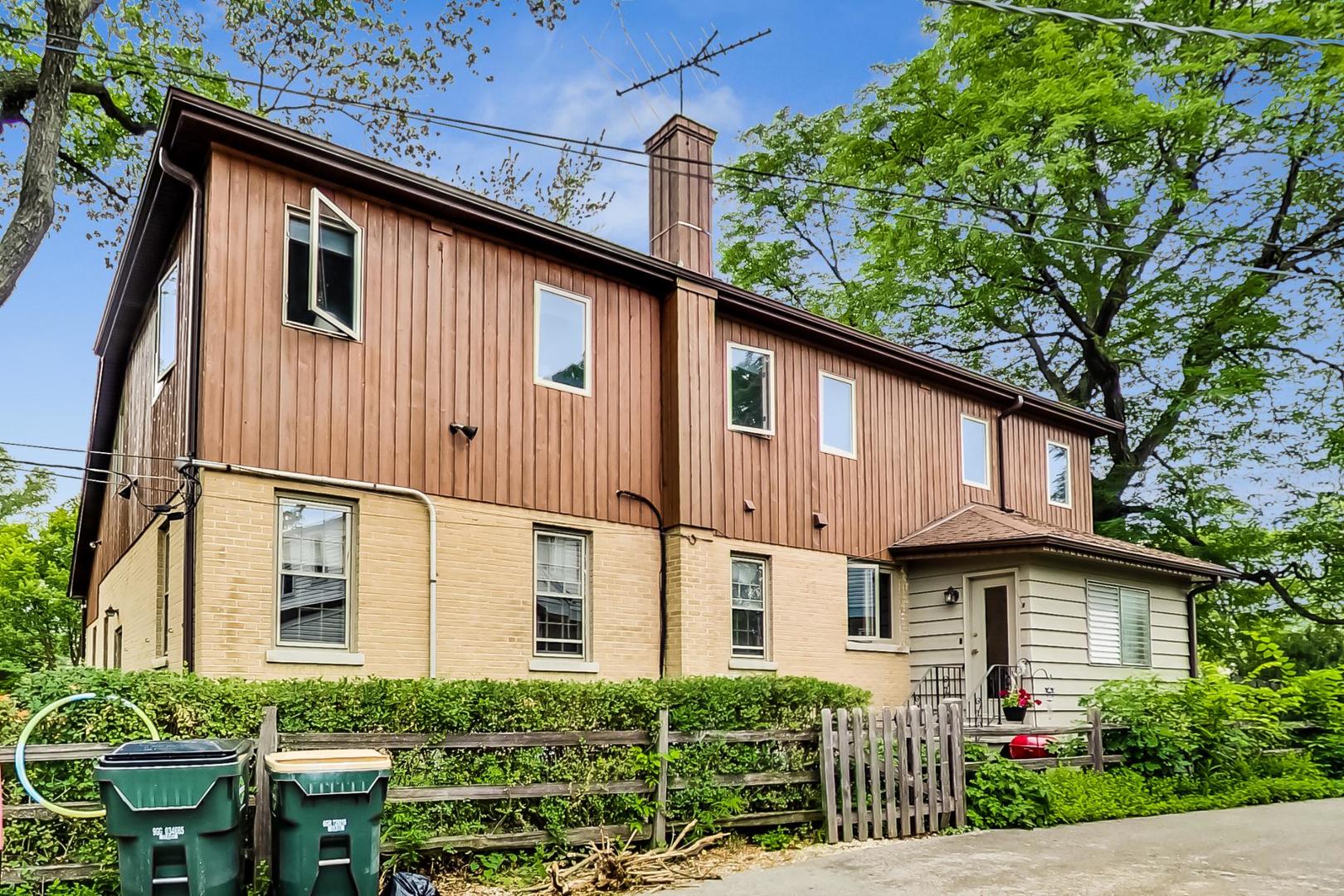 701 South Seminary Avenue Park Ridge, IL 60068 - Photo 50 of 60 a front view of a house with a yard