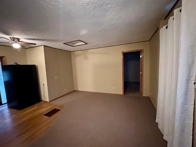 $900 | 820 North Cedar Street, Luverne, MN 56156