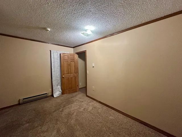 $900 | 820 North Cedar Street, Luverne, MN 56156