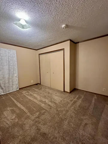 $900 | 820 North Cedar Street, Luverne, MN 56156