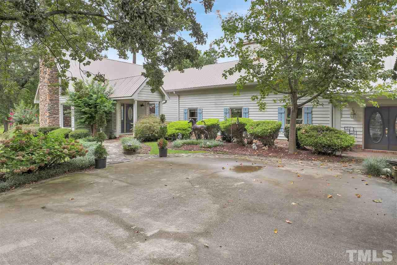 455 3 Bridge Road Dunn, NC 28334 - Photo 3 of 29 Gallery Image 3