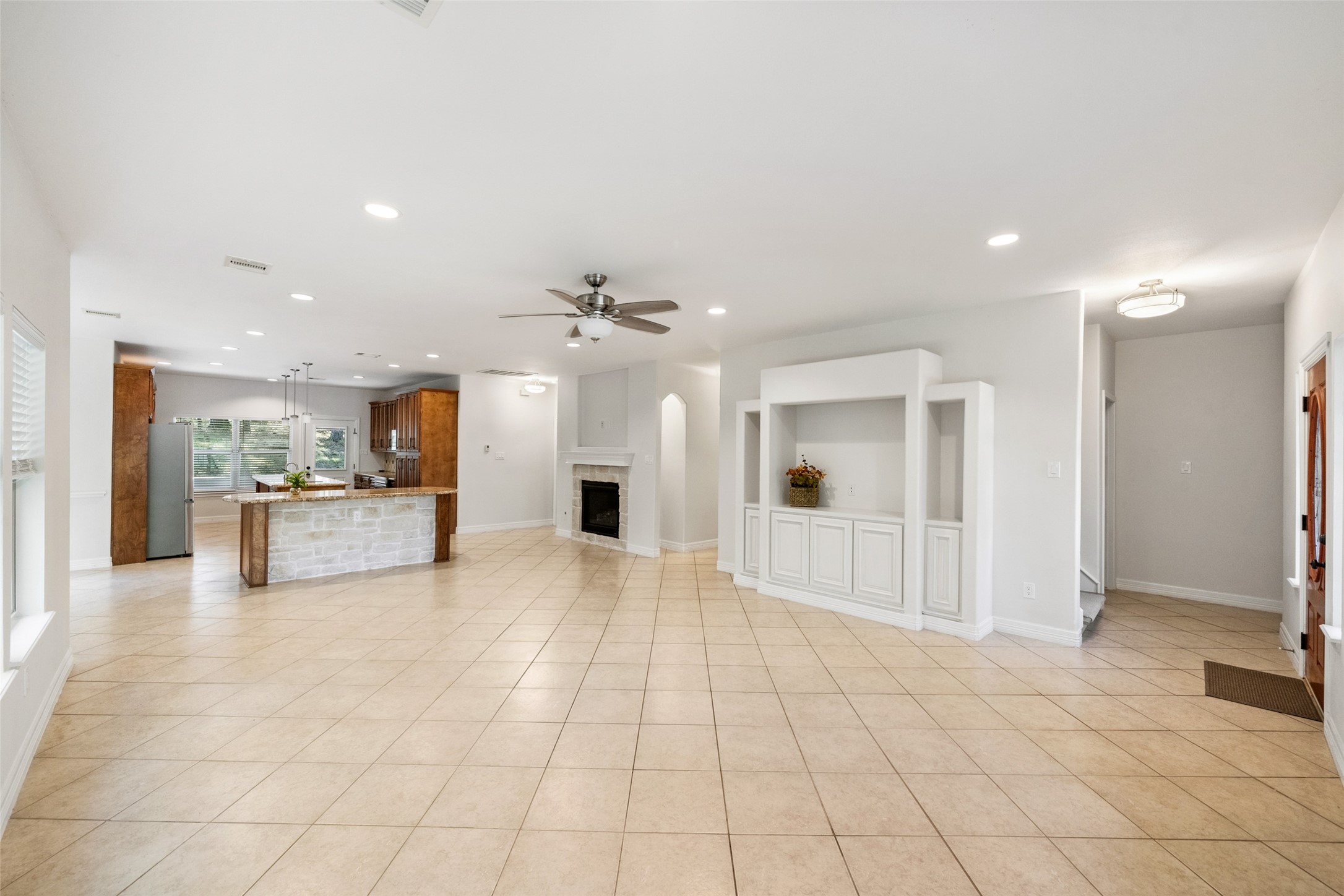 110 Lords Circle Coldspring, TX 77331 - Photo 7 of 34