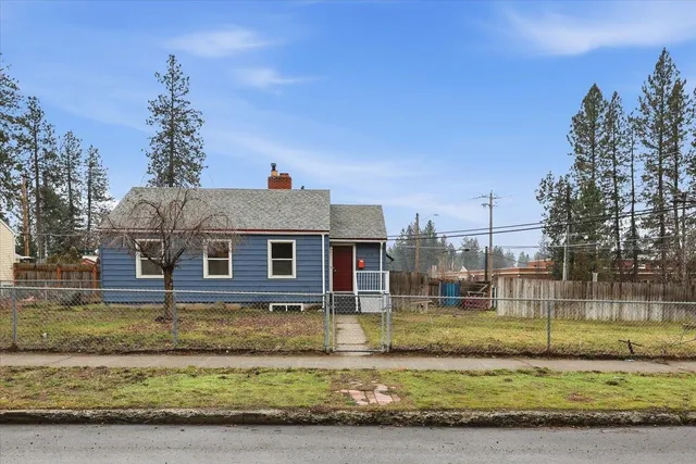 $329,000 | 2727 West Garland Avenue, Spokane, WA 99205