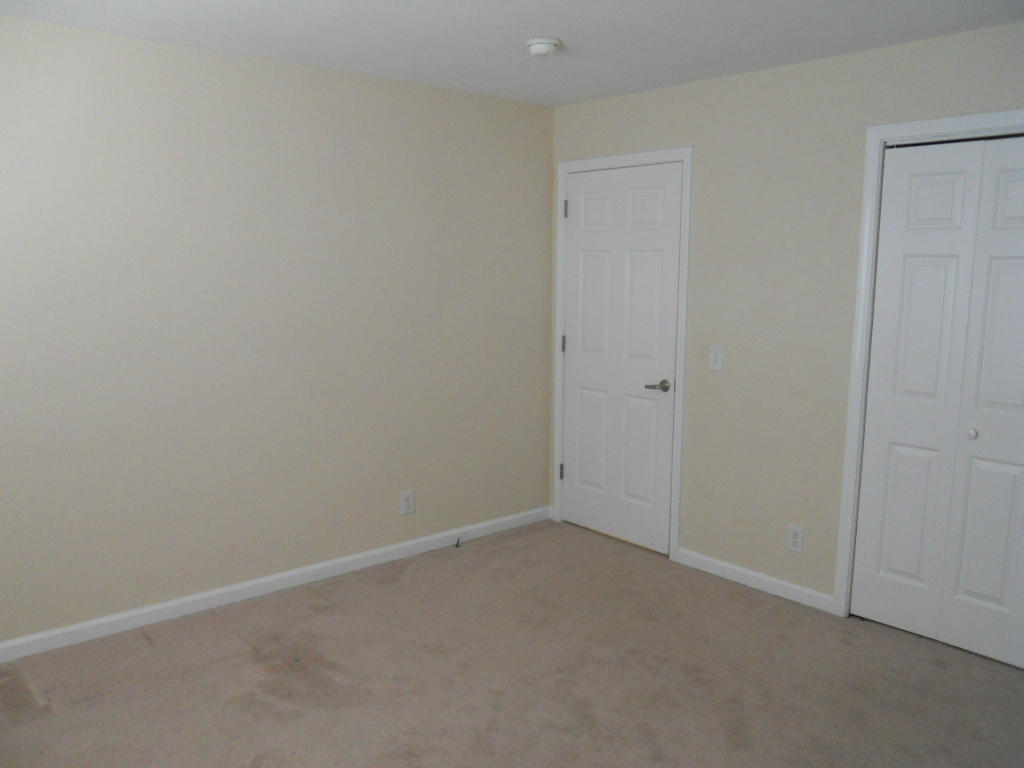 537 Sprinkle Road Fincastle, VA 24090 - Photo 18 of 23 Bedroom 3